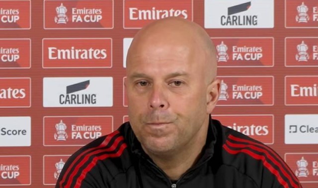 kaiyun sport-为啥不一开始全力攻？斯洛特：我们一直在攻，不是策略的问题