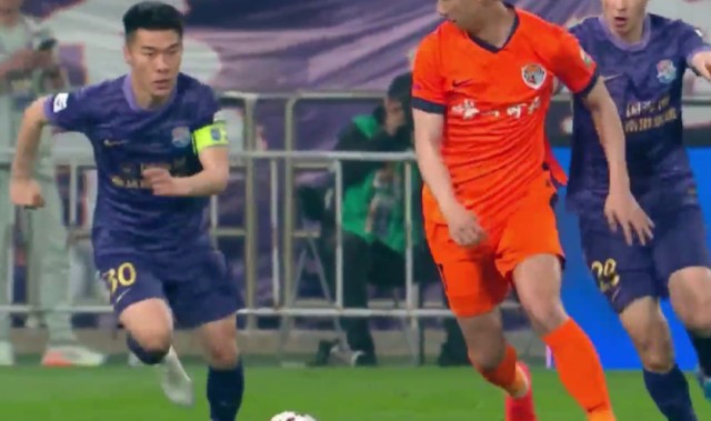 kaiyun sport-0-0！天津津门虎“状态低迷”，被海牛压制，半场0射门，中场失控