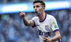 开云-像不像范尼？基莱斯6场7球1助＆李毅赞不绝口，转会费远低100万欧