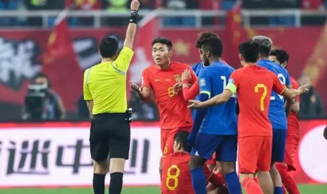 kaiyun sport-FIFA取消36强单张黄牌 国足9人首战日本不存顾虑