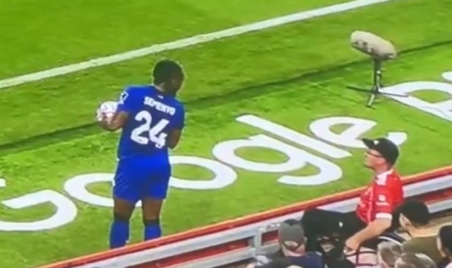 开云-BBC报道：涉嫌种族歧视塞梅尼奥的嫌犯因扰乱治安遭拘押候审