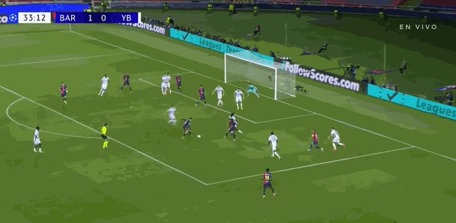 1727818942118063635.gif 2-0拉菲尼亚.gif